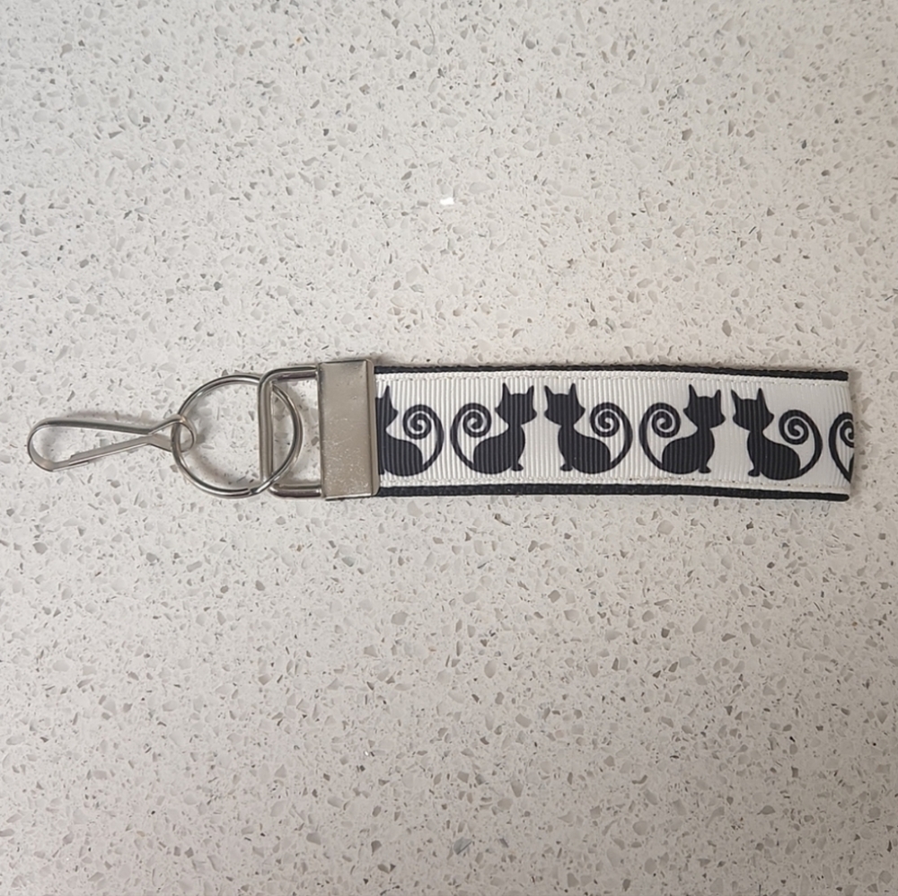 Cat printed NWOT keychain